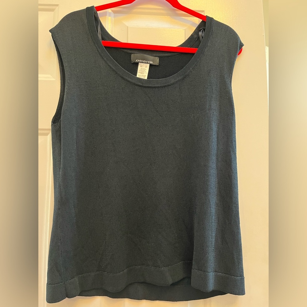 Jones New York tank top size XL